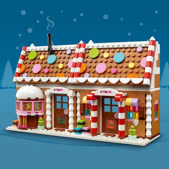 LEGO Winter Gingerbread House 40809 product in use