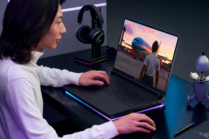 ASUS ROG Strix 18 G835LXG-TQ415W AZERTY product in gebruik
