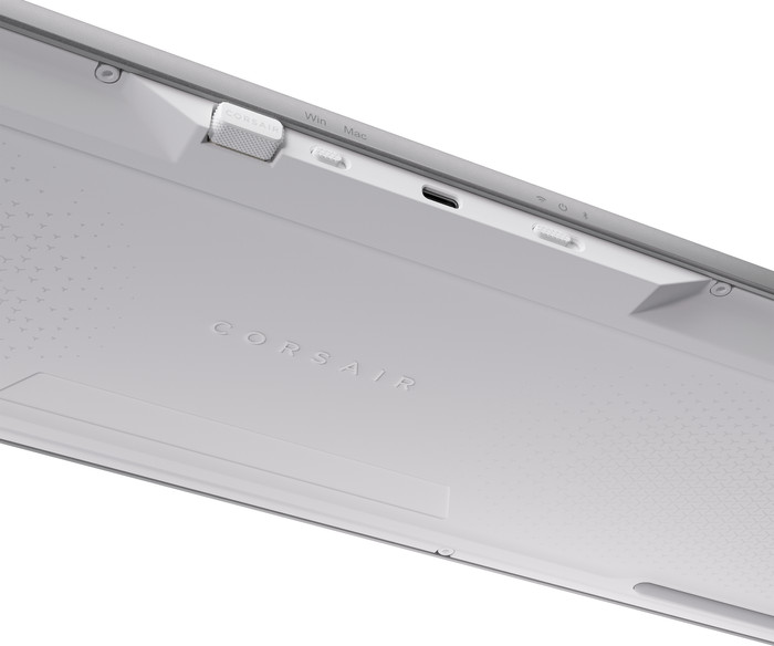 Corsair Vanguard AIR 99 Wireless Gaming Toetsenbord Wit Azerty onderkant