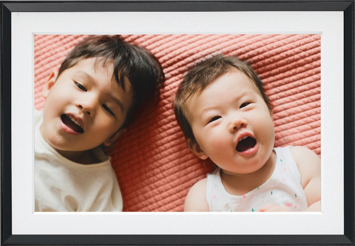 Aura Frames Carver Noir Mat produit à l'usage