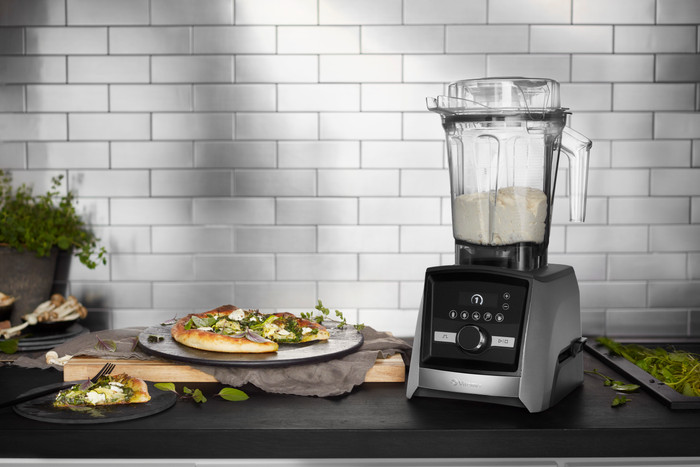 Vitamix Ascent A3500i Brushed Stainless Steel product in use