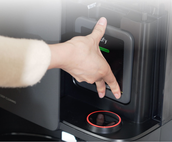 Eufy OMNI E25/E28/C28 Vloerreiniger product in gebruik