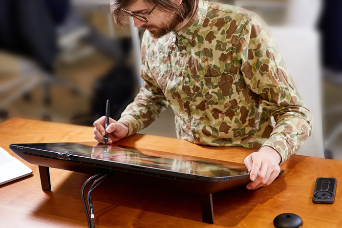 Wacom Cintiq Pro 24 Pen & Touch visual leverancier