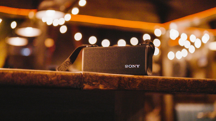 Sony ULT Field 3 White product in use