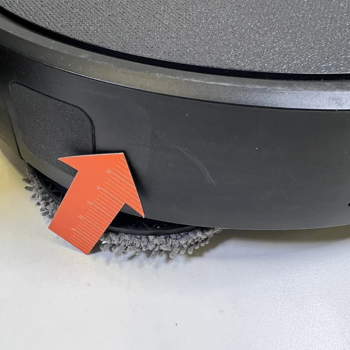 iRobot Roomba Plus 505 + Black 