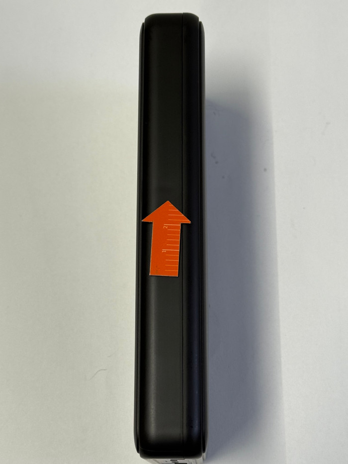 BlueBuilt Batterie Externe pour Ordinateurs Portables avec Charge Rapide 27 000 mAh Noir 