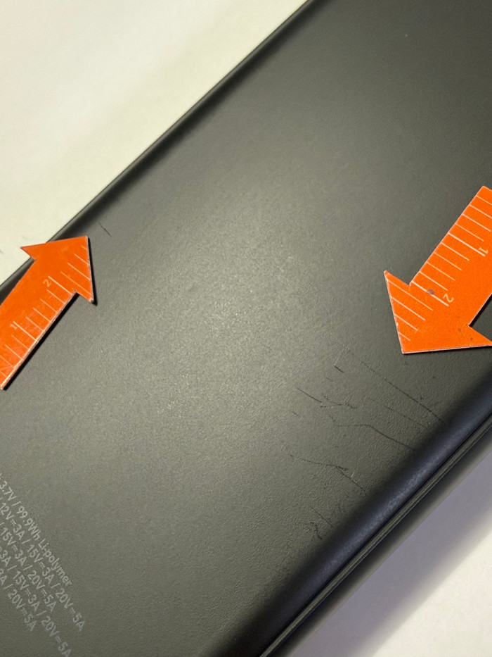 BlueBuilt Batterie Externe pour Ordinateurs Portables avec Charge Rapide 27 000 mAh Noir 