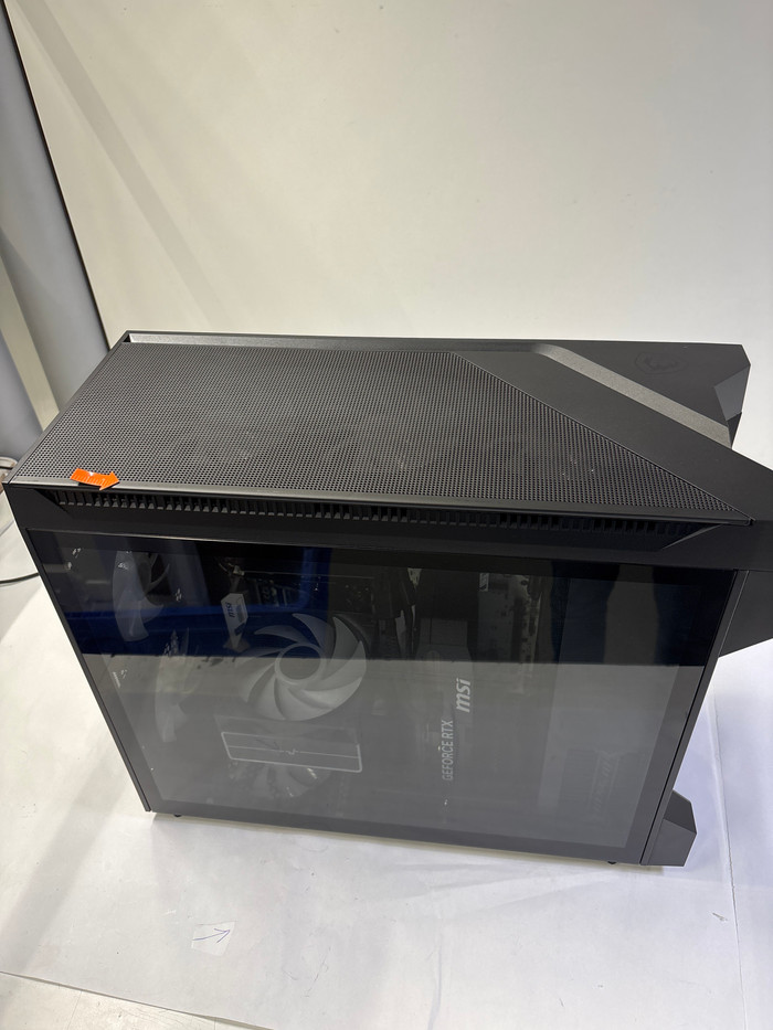 Cobalt x Powered by MSI - Tier 2 - RTX 5070 - Ryzen 7 9700X - 32 Go - 2 To SSD 