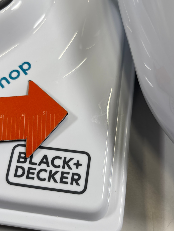 BLACK+DECKER 1600W Steam Mop 8 Accessories 