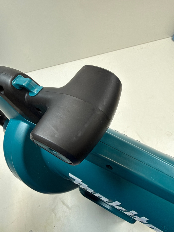 Makita DUB187Z (without battery) 