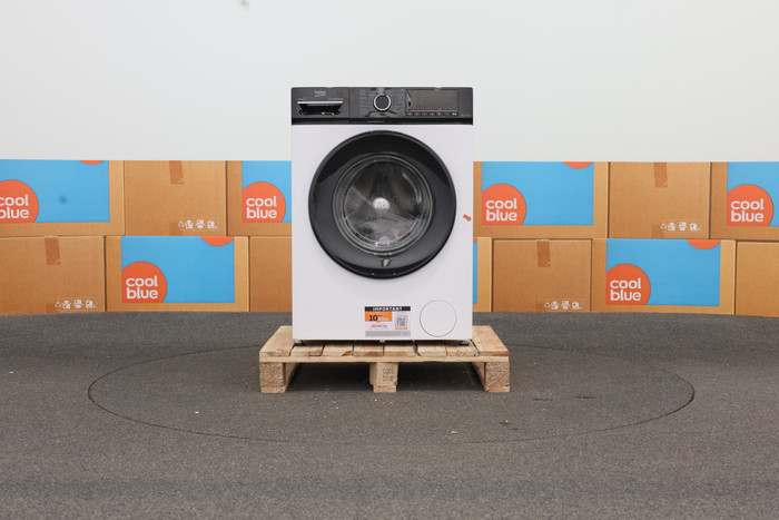 Beko B1W764BBBE SteamCure 
