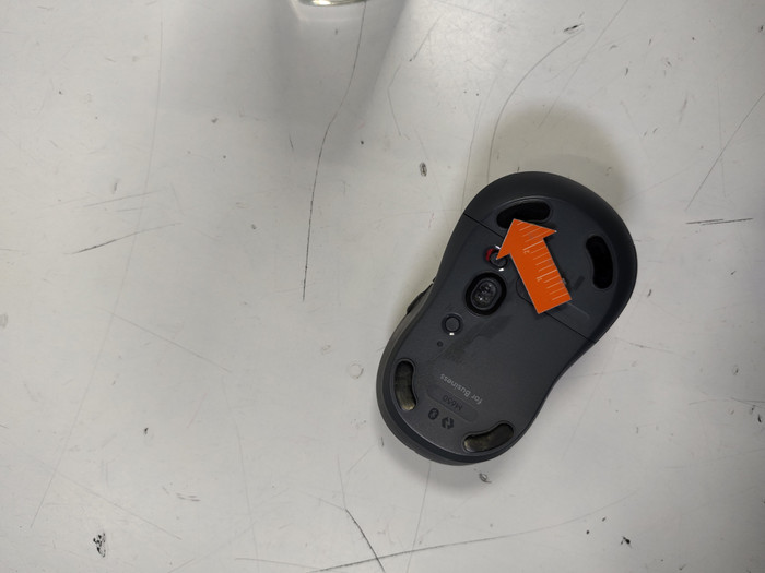 Logitech Signature M650 Wireless Mouse Graphite
