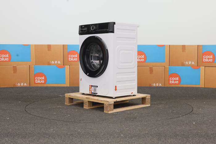 Beko B1W764BBBE SteamCure