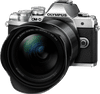 Olympus OM-D E-M10 Mark III Silver + 12-200mm f/3.5-6.3 Black