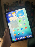 Apple iPad Air (2026) 11 inch 128GB Wifi Grijs (Afbeelding 2 van 4)
