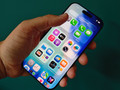 Apple iPhone 17 256 Go Vert + BlueBuilt Protège-écran Verre (Image 1 sur 10)