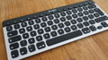 Logitech Easy-Switch Draadloos Toetsenbord QWERTY Zilver (Afbeelding 5 van 5)