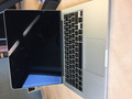 Apple MacBook Pro 13,3" 128 Go avec écran Retina 2,7 GHZ (Image 1 sur 6)