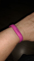 Fitbit Flex 2 Magenta (Image 1 sur 1)