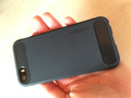 Spigen Rugged Armor Apple iPhone 5/5S/5SE Black (Image 3 of 3)