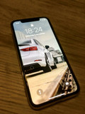 Apple iPhone X 64 Go Argent (Image 2 sur 4)