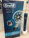 Oral-B PRO 2 2000N (Image 4 sur 8)