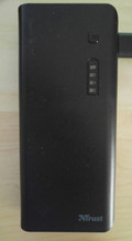 Trust Urban Primo Power Bank 10,000mAh Black (Image 1 of 3)