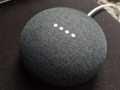 Google Home Mini Gris (2018) (Image 3 sur 18)