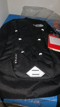 The North Face Jester 15" TNF Black 28 L (Image 1 sur 3)