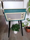 Crosley Sterling (Image 1 sur 2)
