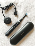 Oral-B iO - 9n - Electric Toothbrush Black Powered By Braun (Image 3 of 29)