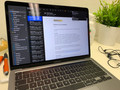 Apple MacBook Pro 13" (2020) MYD82N/A Gris Sidéral (Image 3 sur 3)