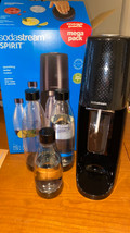 SodaStream Spirit Black + 3 bottles (Image 1 of 9)