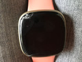 PanzerGlass Fitbit Sense, Versa 3 Protège-Écran Verre Noir (Image 2 sur 2)