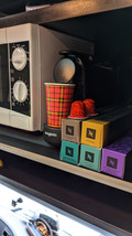 De&#39;Longhi Nespresso Essenza Mini EN85.B (Image 3 of 23)