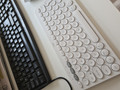 Logitech K380 Clavier Sans Fil QWERTY Gris (Image 1 sur 6)