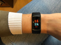 Fitbit Charge 5 Noir (Image 2 sur 5)