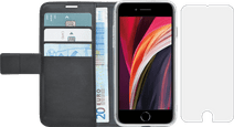 Azuri Wallet Apple iPhone SE 2 / 8 / 7 Book Case Zwart + Case Friendly Screenprotector Apple iPhone SE 2 hoesje