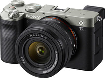 Sony A7C Zilver + 28-60mm f/4-5.6 Zwart Systeemcamera voor op vakantie