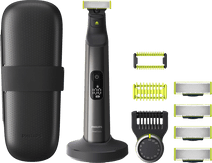 Philips OneBlade Pro QP6650/30 + 4 Blades Trimmer combination