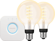 Philips Hue Filament White Ambiance Globe Lot de 2 + Bridge Kit de démarrage pour ampoules connectées