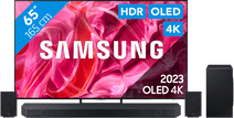 Samsung QD OLED 65S90C (2023) + Soundbar Samsung TV with a One Remote remote.