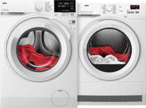 AEG LR73CU86 ProSteam UniversalDose + AEG TR71CWZ84 SensiDry 8kg washing machine and dryer set