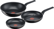 Tefal Easy Cook & Clean Frying Pan Set 24cm + 28cm + Wok 28cm Tefal Dutch oven