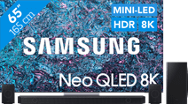 Samsung Neo QLED 8K 65QN900D (2024) + Soundbar Samsung tv met een One Remote afstandsbediening