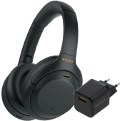 Sony WH-1000XM4 Zwart + BlueBuilt Quick Charge Oplader met Usb A Poort 18W Zwart Koptelefoon voor thuis