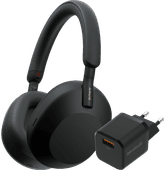 Sony WH-1000XM5 Black + BlueBuilt Quick Charge Charger with USB-A Port 18W Black Sony wireless headphones