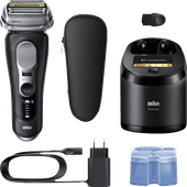 Braun Series 9 Pro+ 9660CC Black Electric shaver for wet shaving