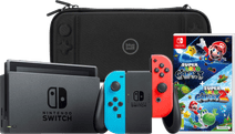 Nintendo Switch Rood/Blauw + Super Mario Galaxy 1+2 + BlueBuilt Beschermhoes Nintendo Switch