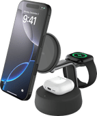 Belkin UltraCharge Pro 3-in-1 MagSafe Draadloze Oplader met Standaard Qi2 25W Zwart Apple Watch oplader